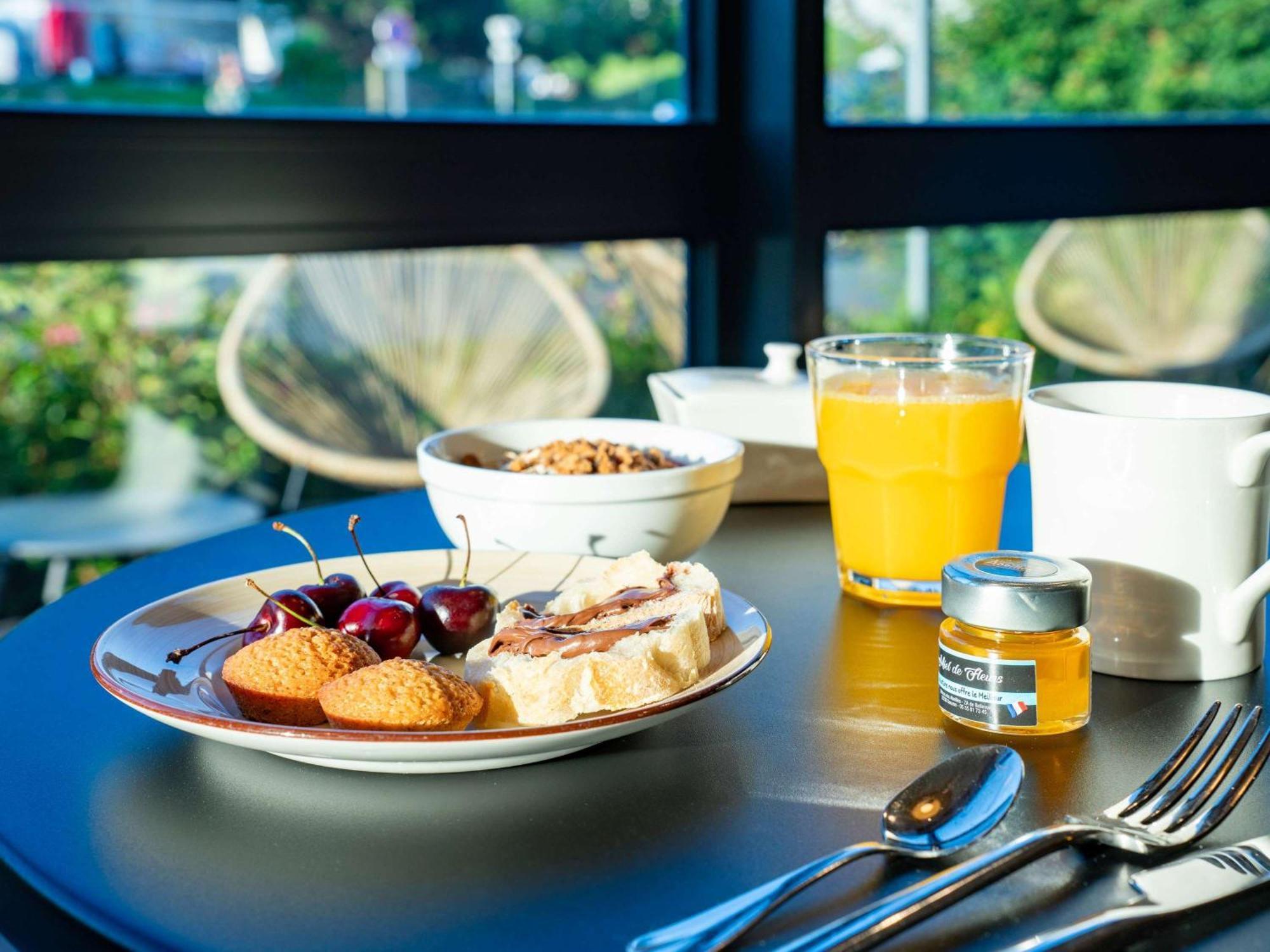 Hotel Ibis Styles Guéret Exteriér fotografie